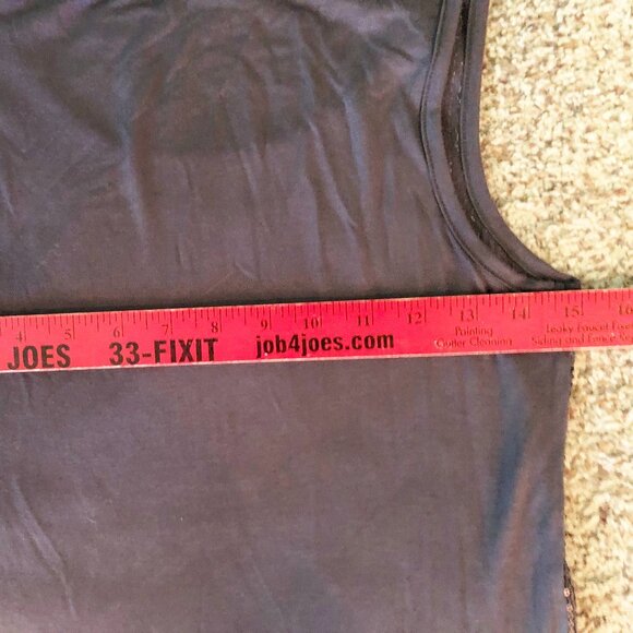 Studio Y Womens Sequined Sparkly Gray Scoop Neck Tank Top Stretchy Sz M - NWT - Picture 6 of 9